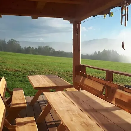 Zlatak Holiday House *